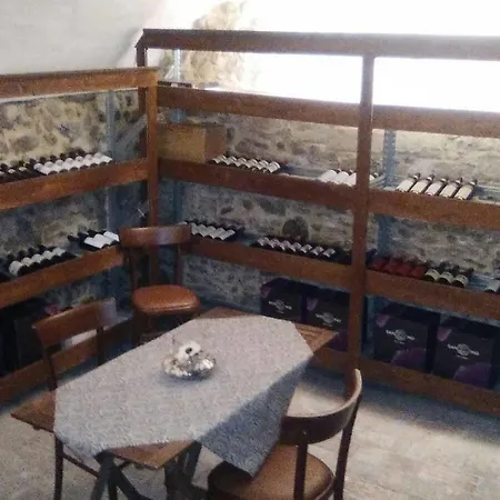Accademia 4*