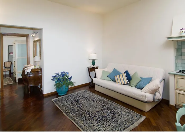 Accademia 3* 프라토